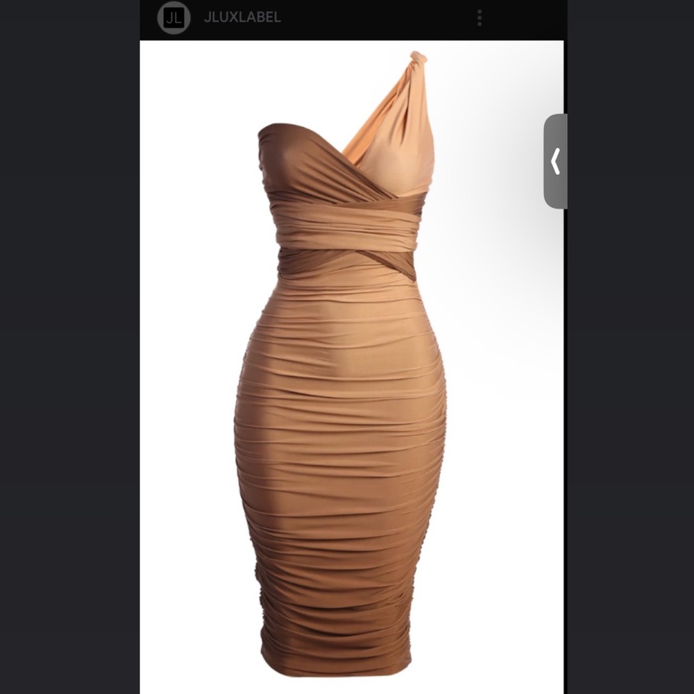 Edge of Romance Brown MIDI Dress